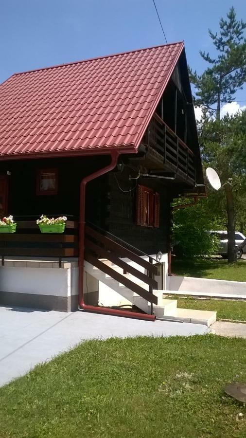 Apartments Family Trauber Korenica Dış mekan fotoğraf