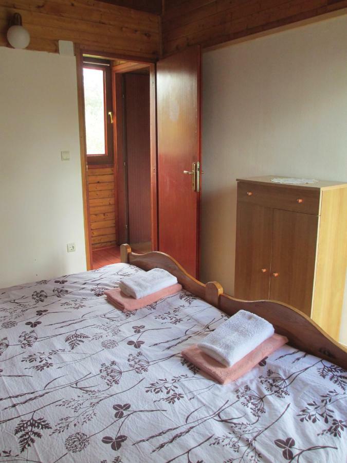 Apartments Family Trauber Korenica Dış mekan fotoğraf